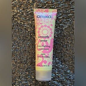 4️⃣ FOR 💲1️⃣5️⃣ AMIKA Smooth Over Frizz-Fighting Treatment